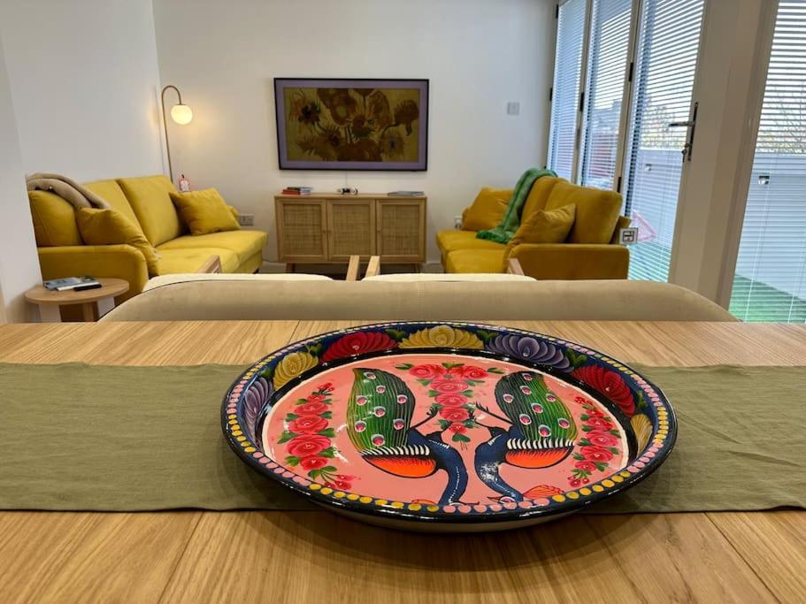 Stylish, Smart & Fun 4 Bed Home London Exterior foto
