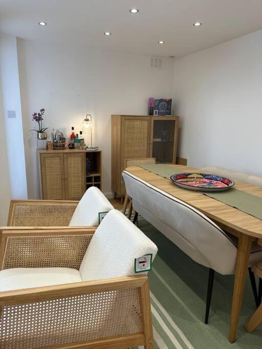 Stylish, Smart & Fun 4 Bed Home London Exterior foto