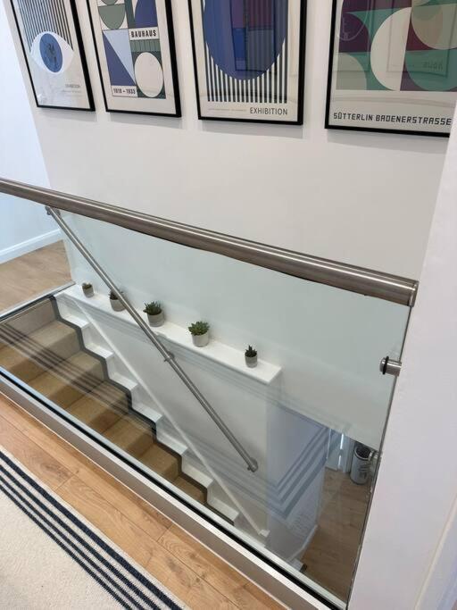 Stylish, Smart & Fun 4 Bed Home London Exterior foto