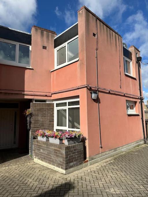 Stylish, Smart & Fun 4 Bed Home London Exterior foto